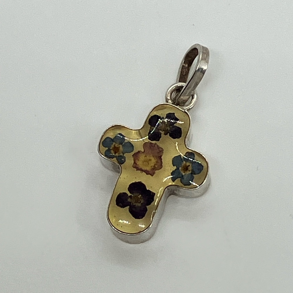 Vtg 925 Sterling Silver Resin Encased Flower Cross Charm / Pendant